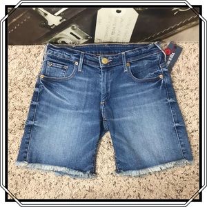 True Religion Emma Bermuda Shorts Size 24 NWT
